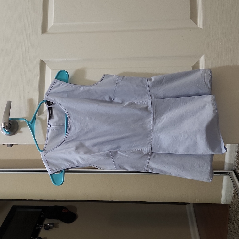 Sleeveless poplin top